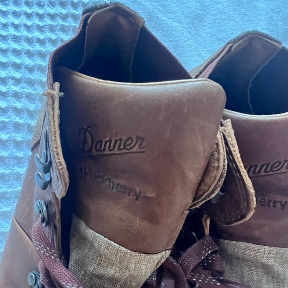 Danner x Huckberry - Vertigo 917 'Gold Rush' Men's Hiking Boots - Picture 7 of 9